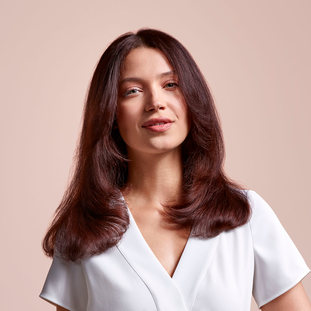 Du menton à l'épaule